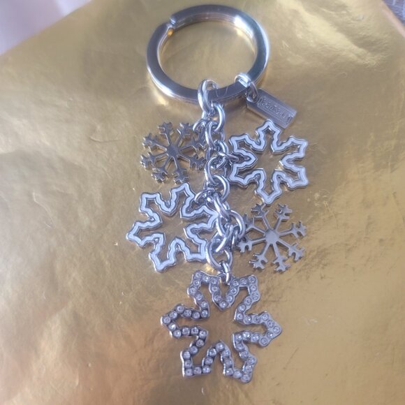 COACH - Multi Snowflake Keychain with Crystals (Brand New) Gift box included. - Picture 6 of 8